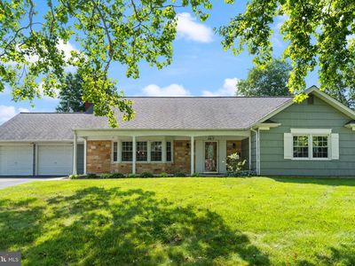 2817 Stonybrook Dr