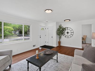 2355 Nokomis Ave