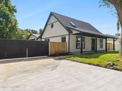 2713 Victory Palm Dr