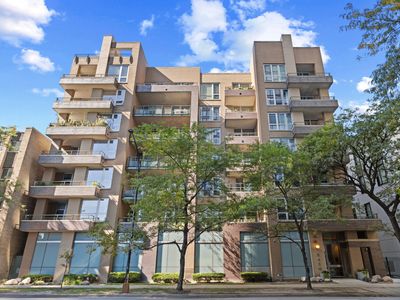 5430 N Sheridan Rd APT 604