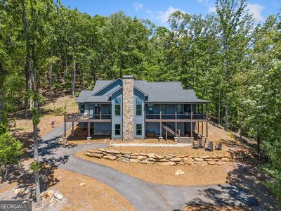 77 N Shore Dr