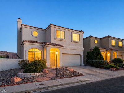 9051 Hollow Green Dr