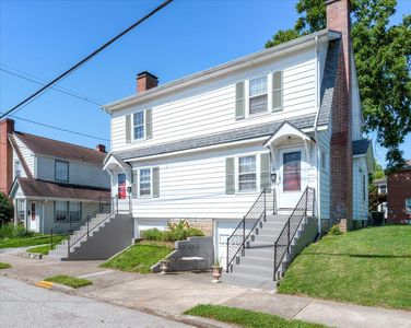 208-210 Logan St