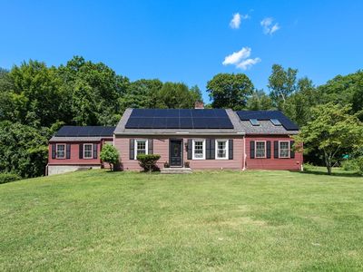 48 Brimfield Rd