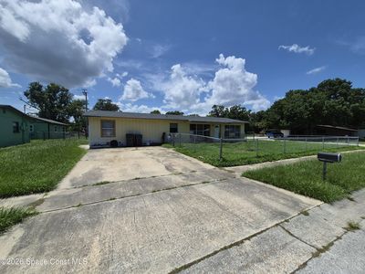 1218 Crescent Dr