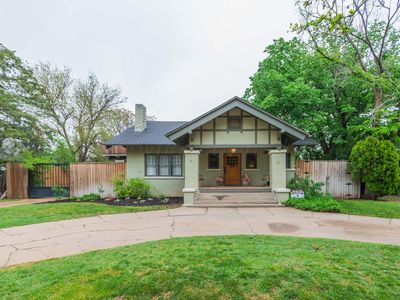 1611 S Van Buren St