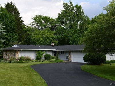 Property at 360 Riverview Dr, Youngstown, NY