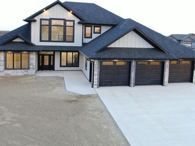 11807 Glacier Cir