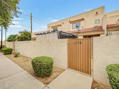 8870 N 48TH Lane