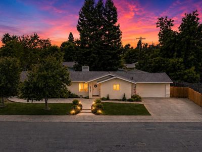 8220 Deseret Ave