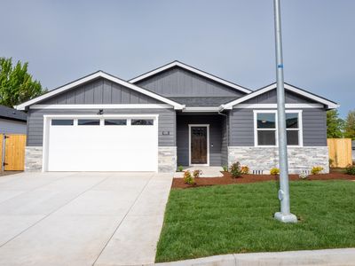 1935 Hannah Ln