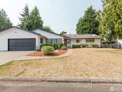 4000 Country Lane NW