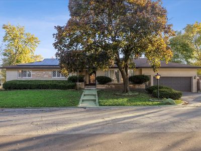 Property at 10129 Westmanor Dr, Franklin Park, IL
