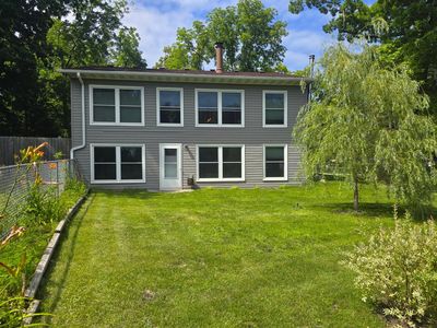 2505 E Lake Shore DRIVE