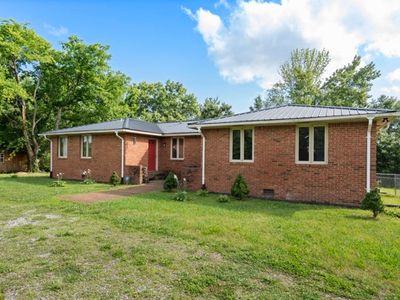 384 Columbia Ave