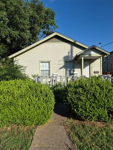 4808 Gurley Ave