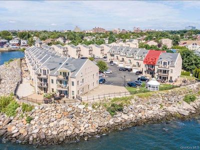 1424 Outlook Avenue #3