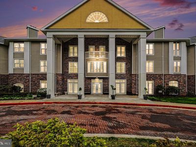 600 Squire Ln APT 2B