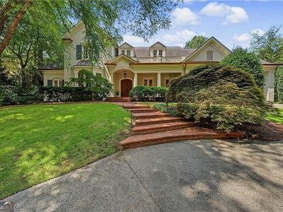 82 Blackland Rd NW