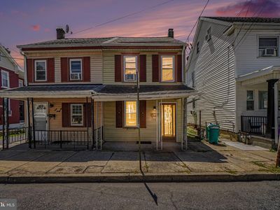 126 Canal St