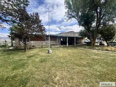 1912 N Leo Ln