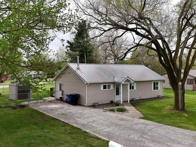 Property at 809 E Anderson Rd, Churubusco, IN