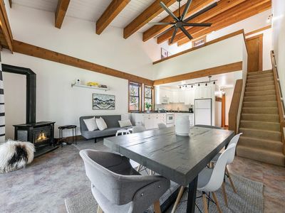 3168 Aspen Grv