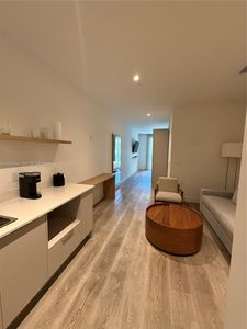 229 SW 9th St #507