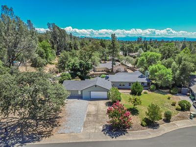 1059 Gray Pine Way