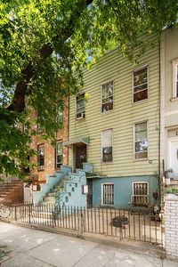 1139 Hancock St
