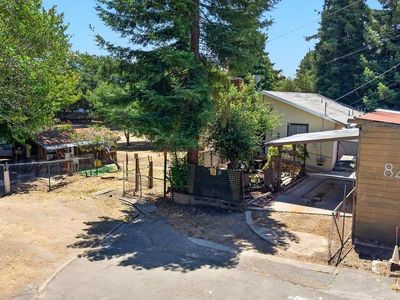 82 Doering Ln