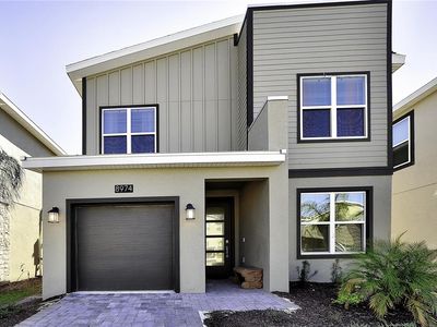 8974 Cabot Cliffs Dr