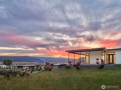 9016 Tendril Lane NW