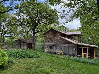 2725 Cabin Rd