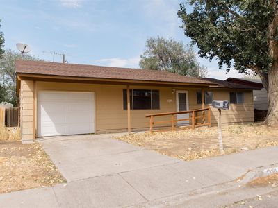 1230 E 17 N