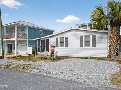 714 Oleander Ave