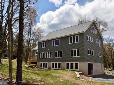 101 Lindbergh Cir