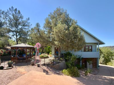 801 W Zane Grey Cir