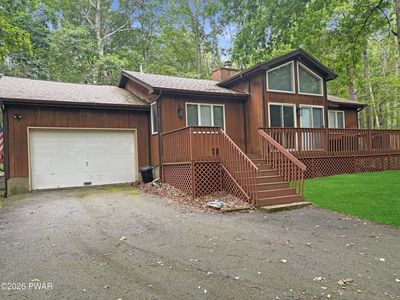 129 Surrey Ln