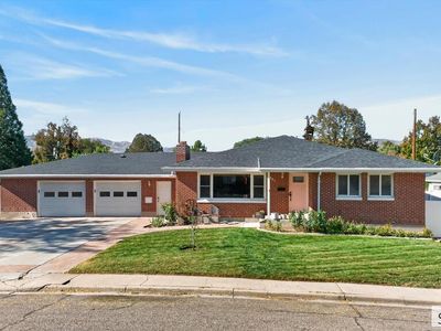 987 Taney Ln