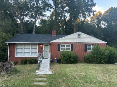 1127 Biltmore Ave