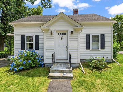 137 Pleasant Street