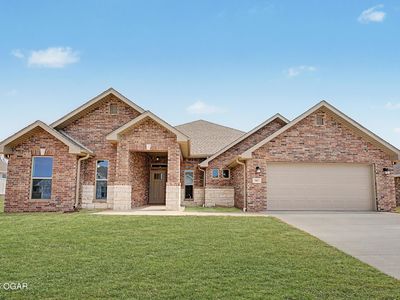 907 Silver Oaks Dr