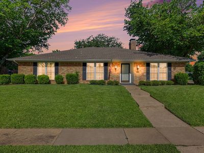 2417 Peachtree Ln