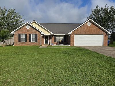 9031 Collinsville Rd