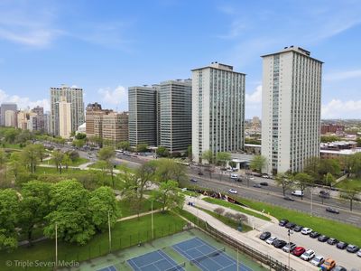 3600 N Lake Shore Dr APT 709