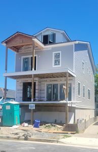 215 N Nassau Ave