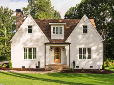 15 Country Squire Ct