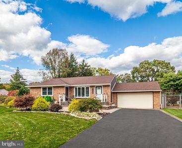 5 Cherokee Dr
