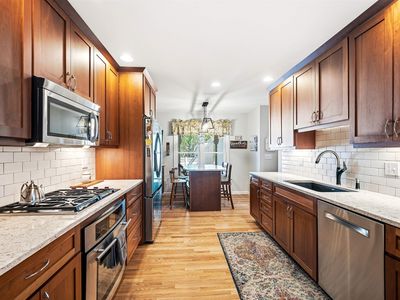 579 Sagamore Avenue #24